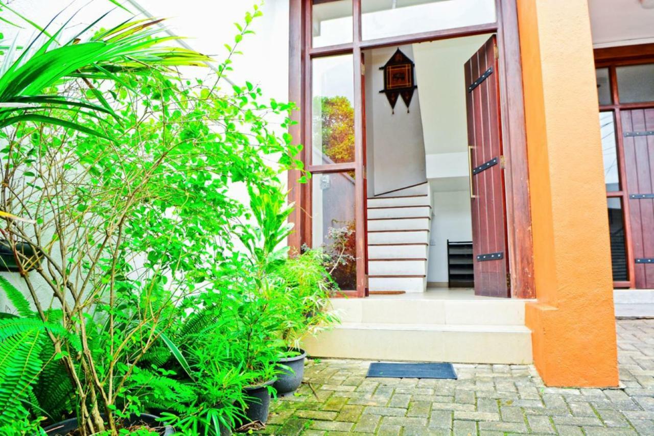 Furnished Apartment At Colombo Suburbs Nawala 라자기리야 외부 사진